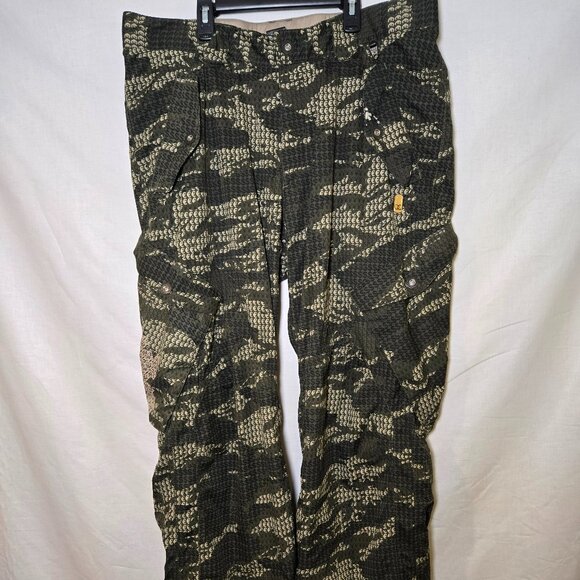 DC Dolla Sign$$ Snowpants Men's XL Y2K All Over Design Army Green Khaki - Picture 1 of 10